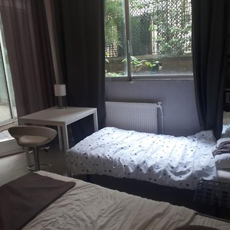 Sudio With Private Garden&2 Beds On La Muette Appartamento Parigi Esterno foto