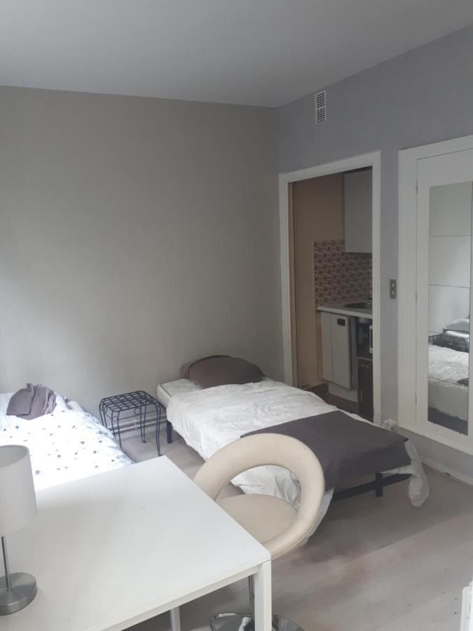 Sudio With Private Garden&2 Beds On La Muette Appartamento Parigi Esterno foto